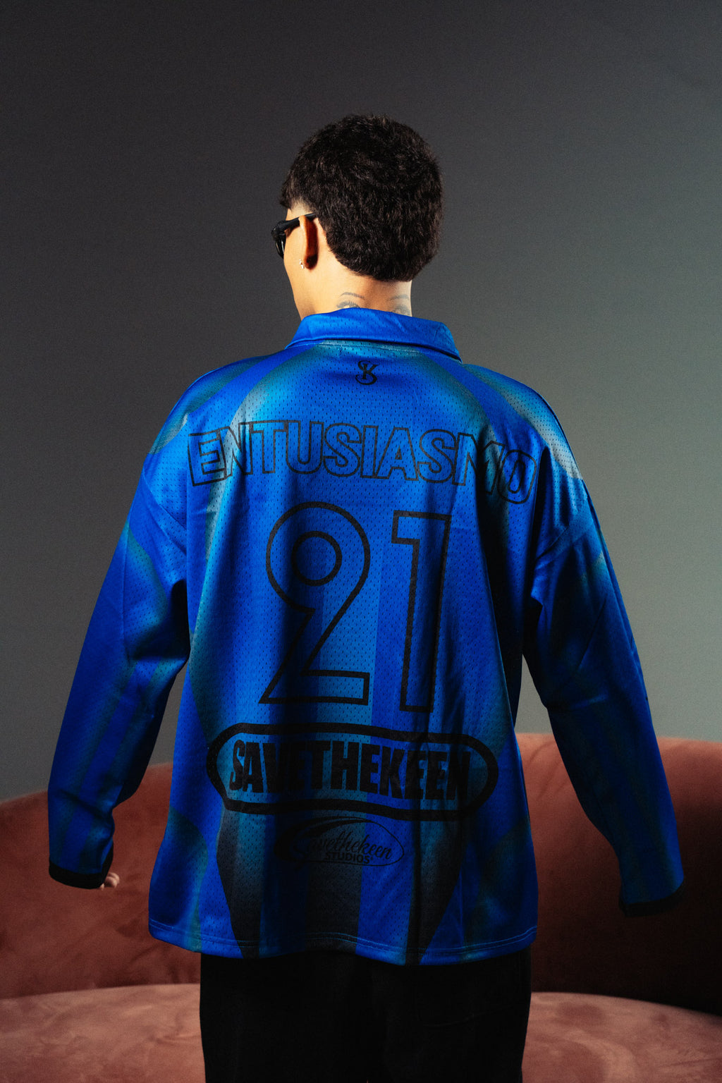 “EnTuSiAsMoBlue”