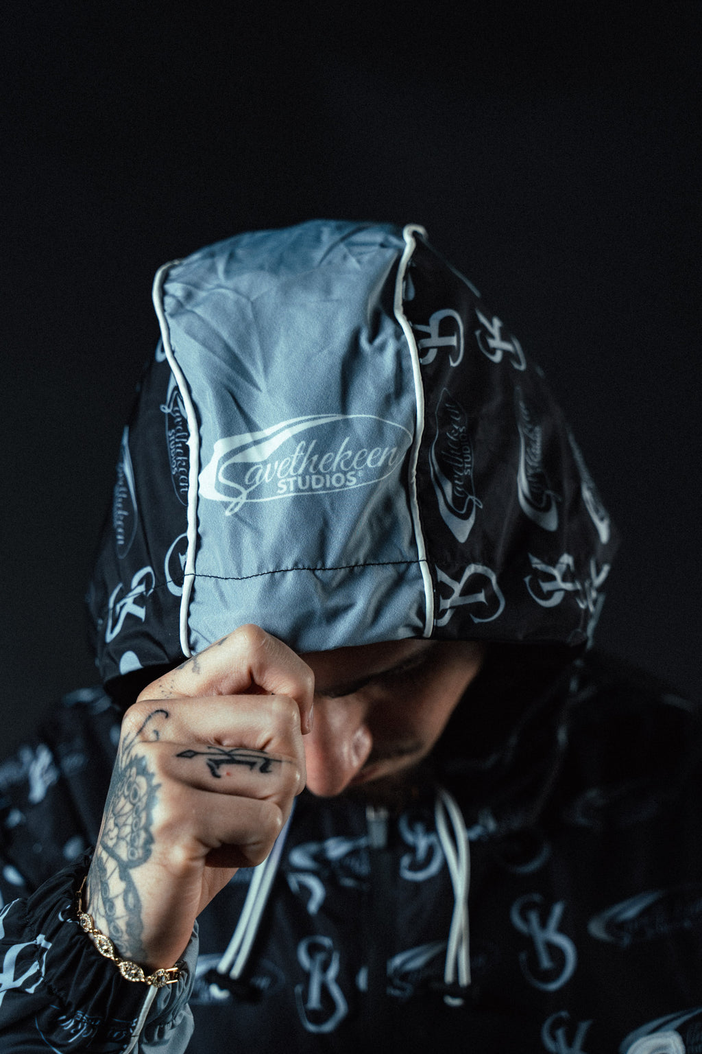 “AFTERD HOODIE”