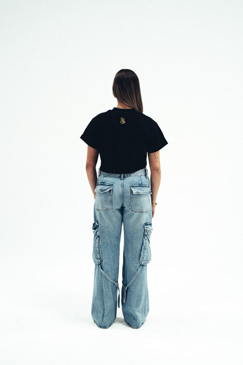 “Anniversary6Crop”